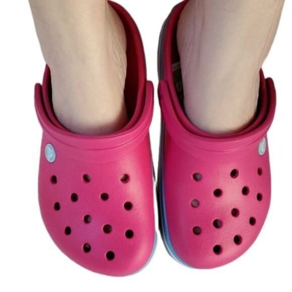 CROCS Candy Pink Bluebell Shoes Women's WOMAN'S 6 Relaxed Fit NWT - Picture 15 of 16